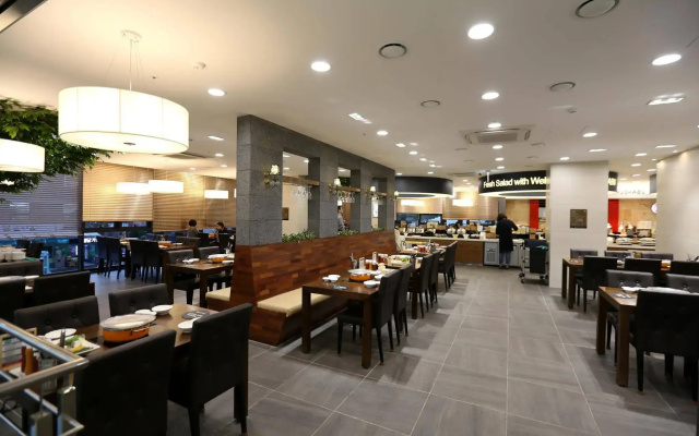 Seogwipo JS Hotel