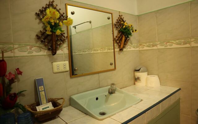 Makiling Onsen Hotel