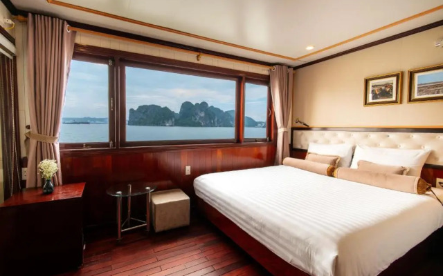 Swan Cruises Halong