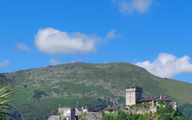Studio moderne et équipé Lourdes Centre
