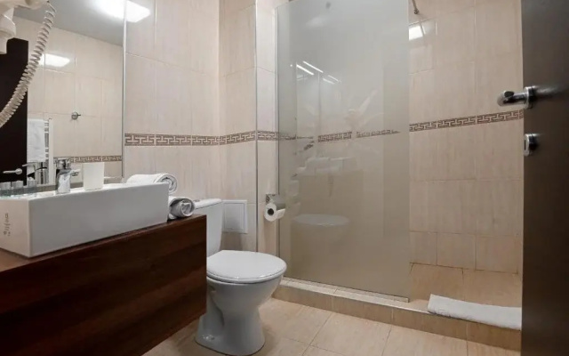 Casa Helios Camere De Inchiriat Cm