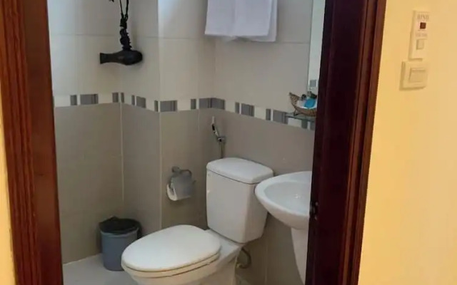 Love Hotel Hoang Mai HN- by Bay Luxury