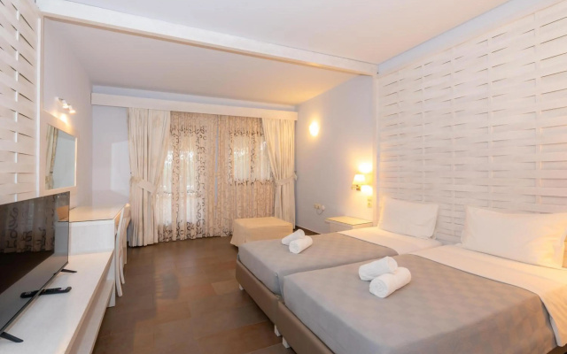 Aktaion Resort