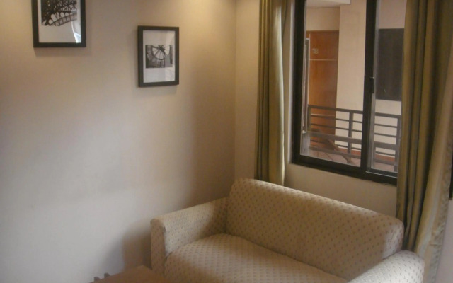 Hidden Pearl Hotel - Janus Luxury Suites