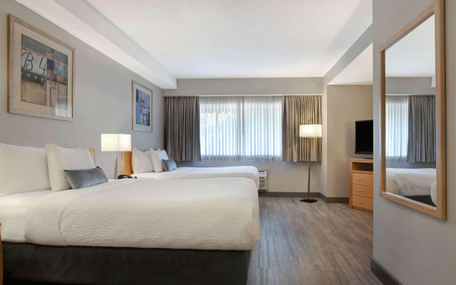 Days Inn by Wyndham Victoria Airport Sidney