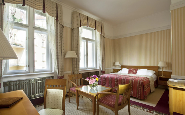 Hotel Paris Prague