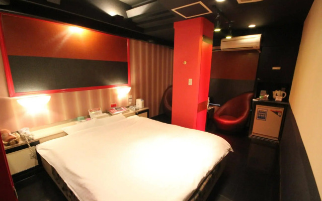 HOTEL DRESSY -Adults Only