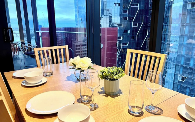 ReadySet Apartments at Manhattan