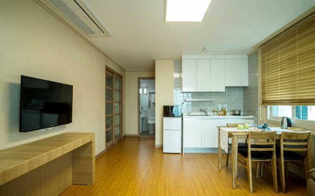 Haerian Hotel