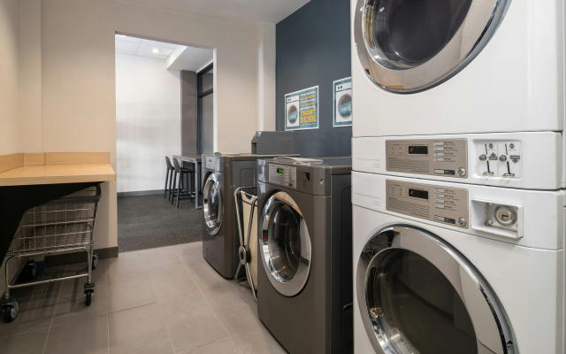 Home2 Suites by Hilton Denver Highlands Ranch