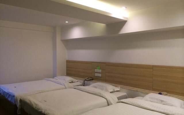 Qingdao Hometree Hostel