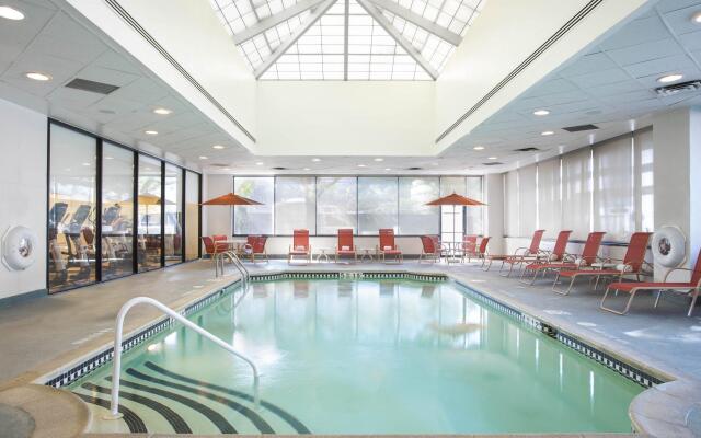 Sheraton Lincoln Harbor Hotel