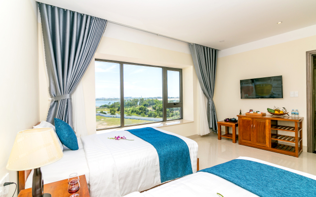 Navy Hotel Cam Ranh