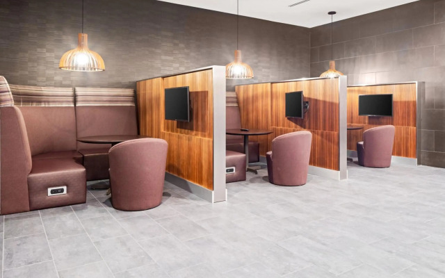 Courtyard by Marriott Houston Northeast