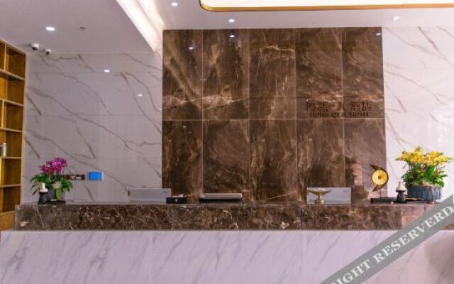 Tonglu Hongqi JC Hotel