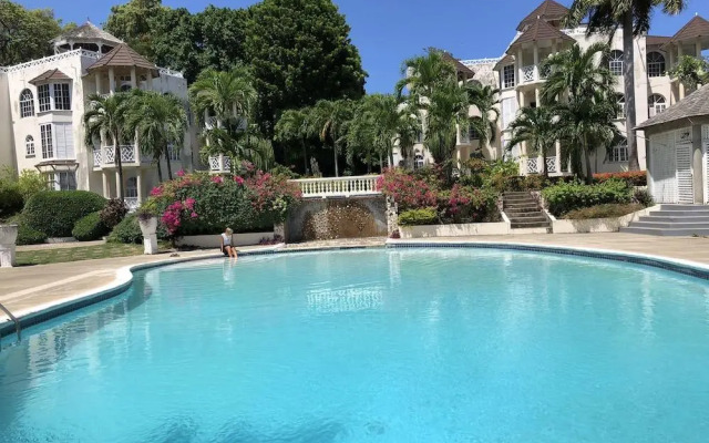Columbus Heights Sea View