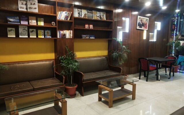 M Hotel & Restaurant