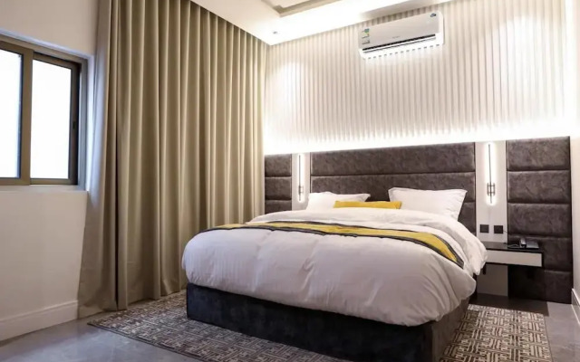 Topaz Al Malqa Hotel