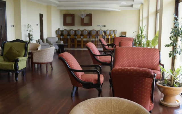 The White Rhino Hotel