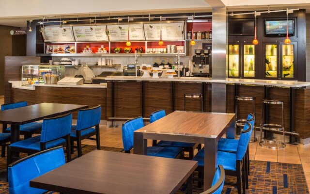 Courtyard by Marriott Chicago Wood Dale