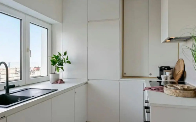 Stylishly Refurbished Apartment With sea View
