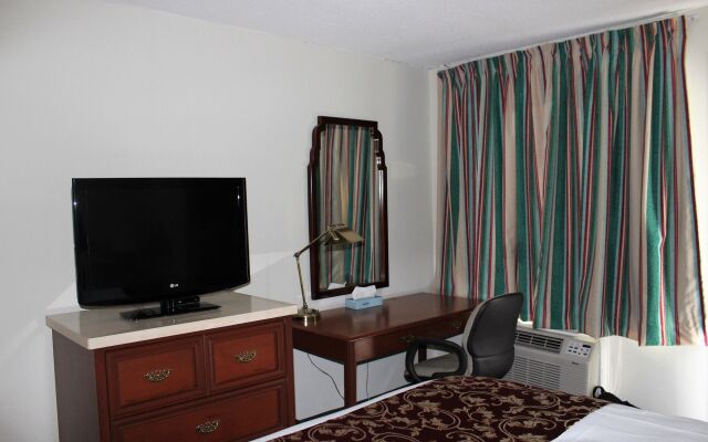 Wharncliffe Suites Motel