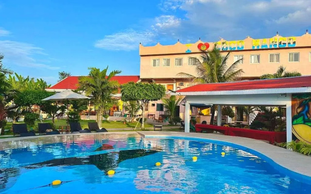 Cocomango's Resort