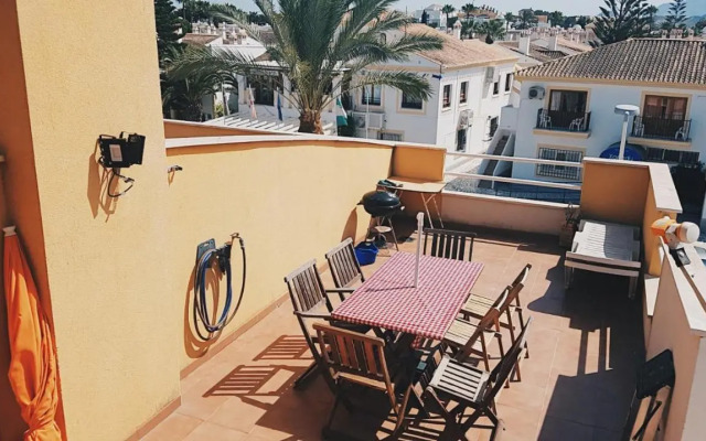 Avenida de Juan Sebastián Elcano Apartamento