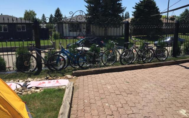 The Calgary Hub hostel style Home