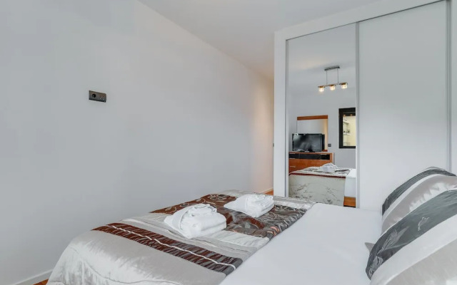 Ramos apartment by HRM