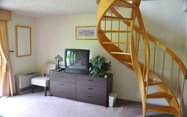 Nordic Village Resort