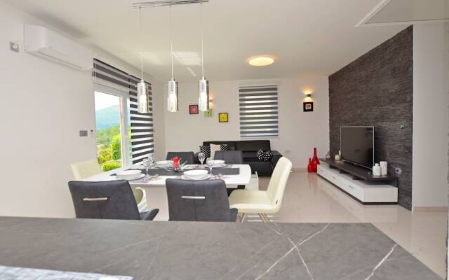 Apartments Golden hour