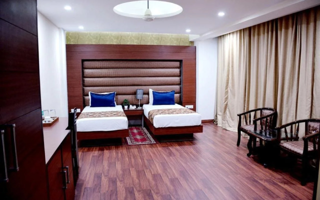 Hotel Geetika Galaxy