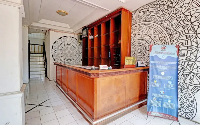 OYO 2452 Hotel Metro