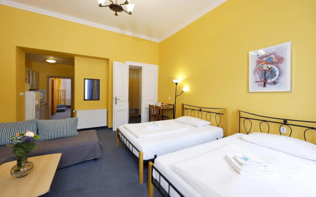 Hotel Boston