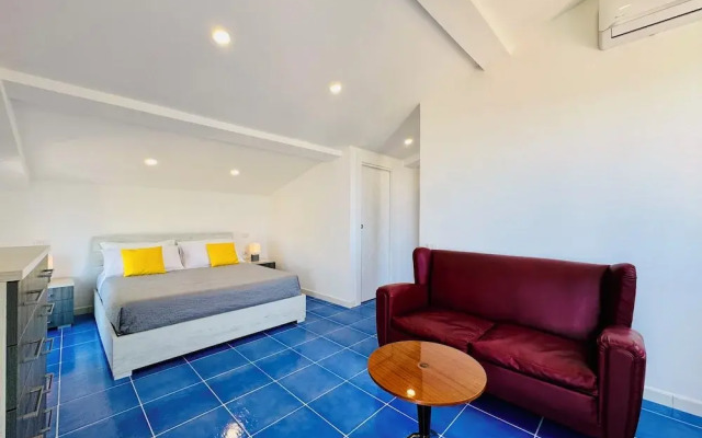 YourHome - La Famiglia Apartment