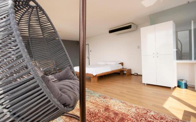 Cam Kule Airport Residence