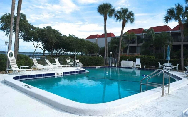 Westbay Cove South 703