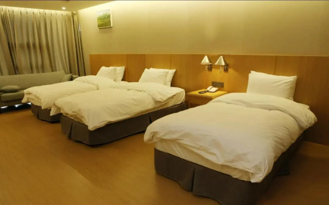 J Square Hotel