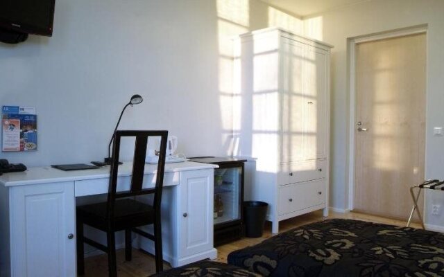 Jugend Home Hotel & Guest Home