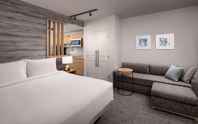 TownePlace Suites West Kelowna