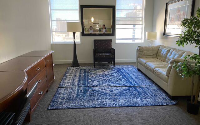 Downtown Dallas 2Br 2Bath Apt + Great Value