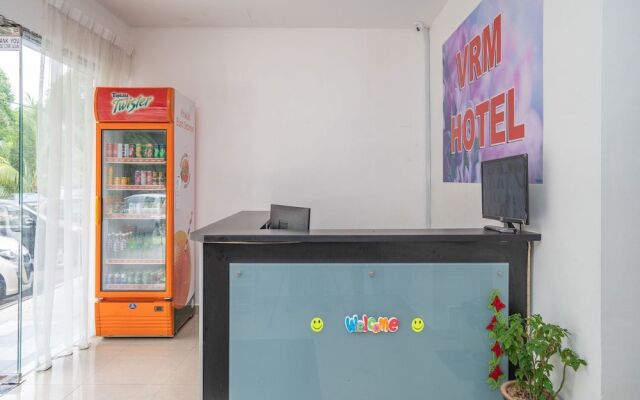OYO 44093 VRM Hotel