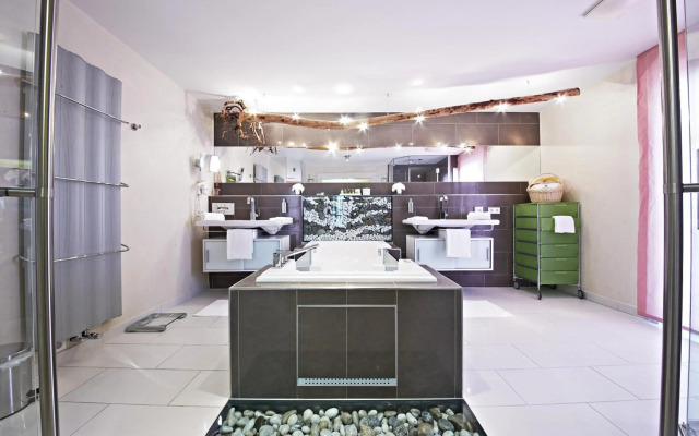 Hotel Alpine Palace