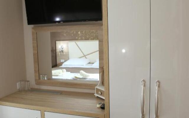 Apartments and Rooms Holiday