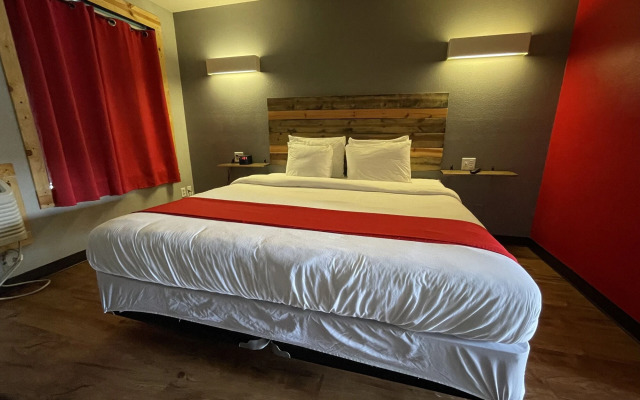 Sunnyside Inn & Suites