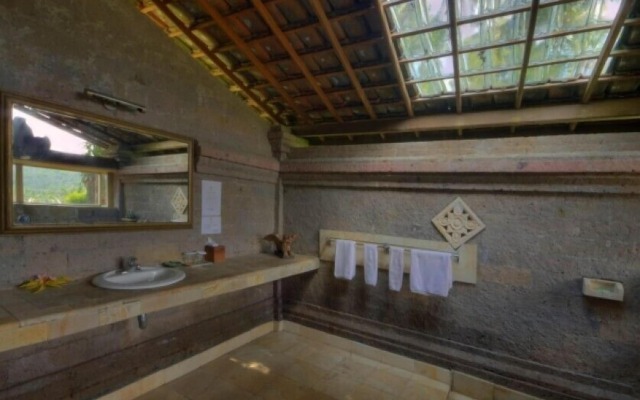 Cempaka Belimbing Villas