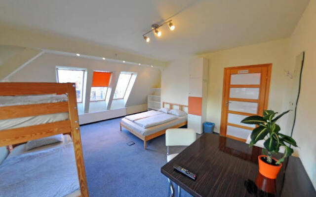 Hostel George