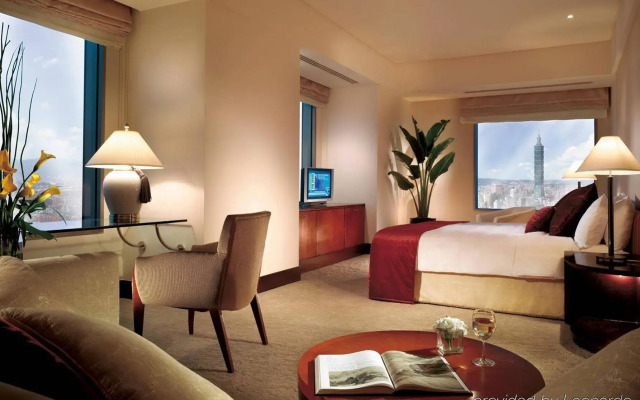 Shangri-La Far Eastern, Taipei