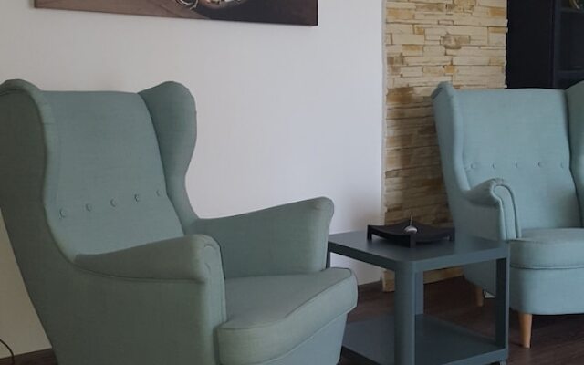 Balcescu Apartment 33